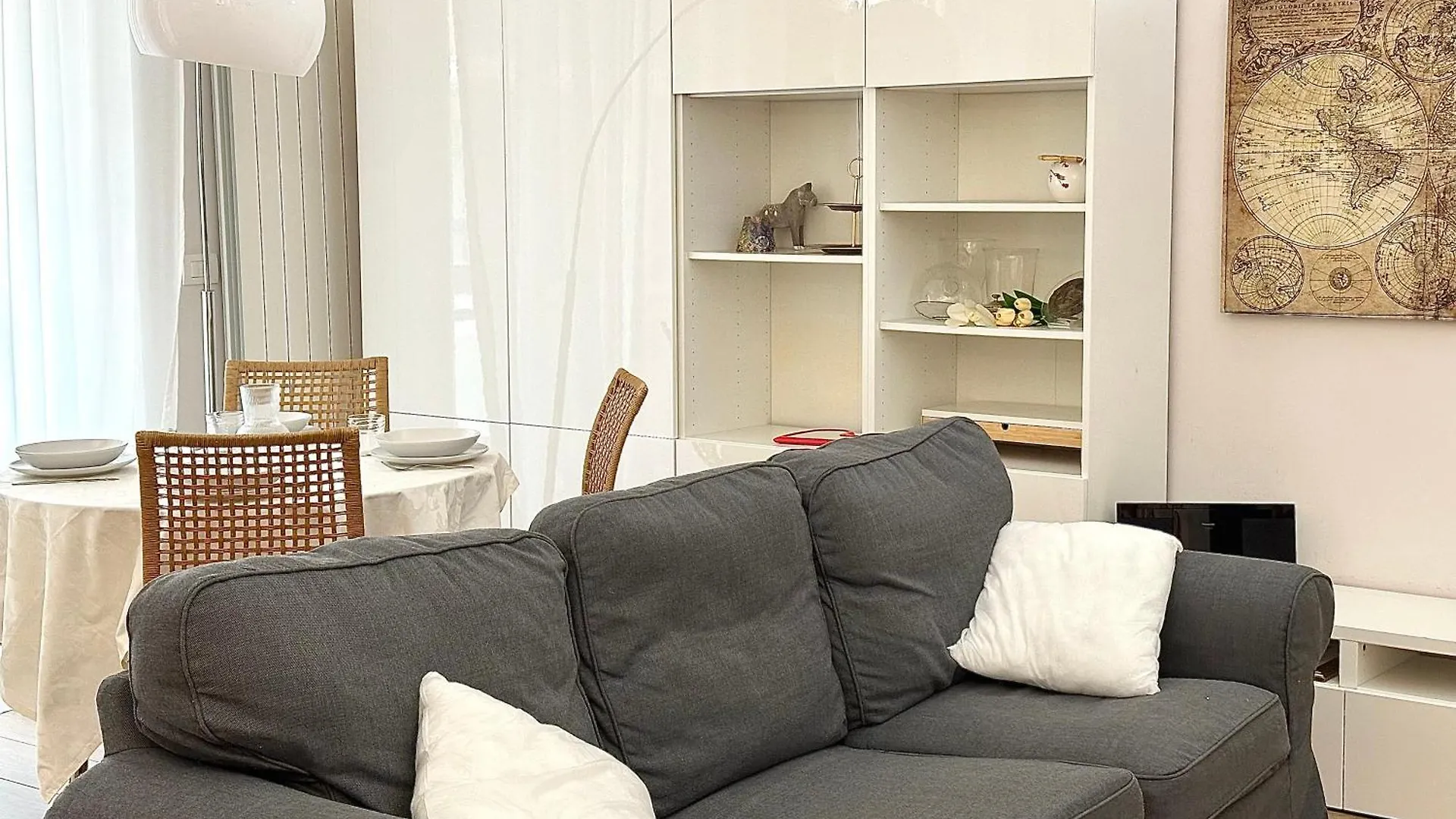 Charm & Style Bari - Large Central Apartment - Bari