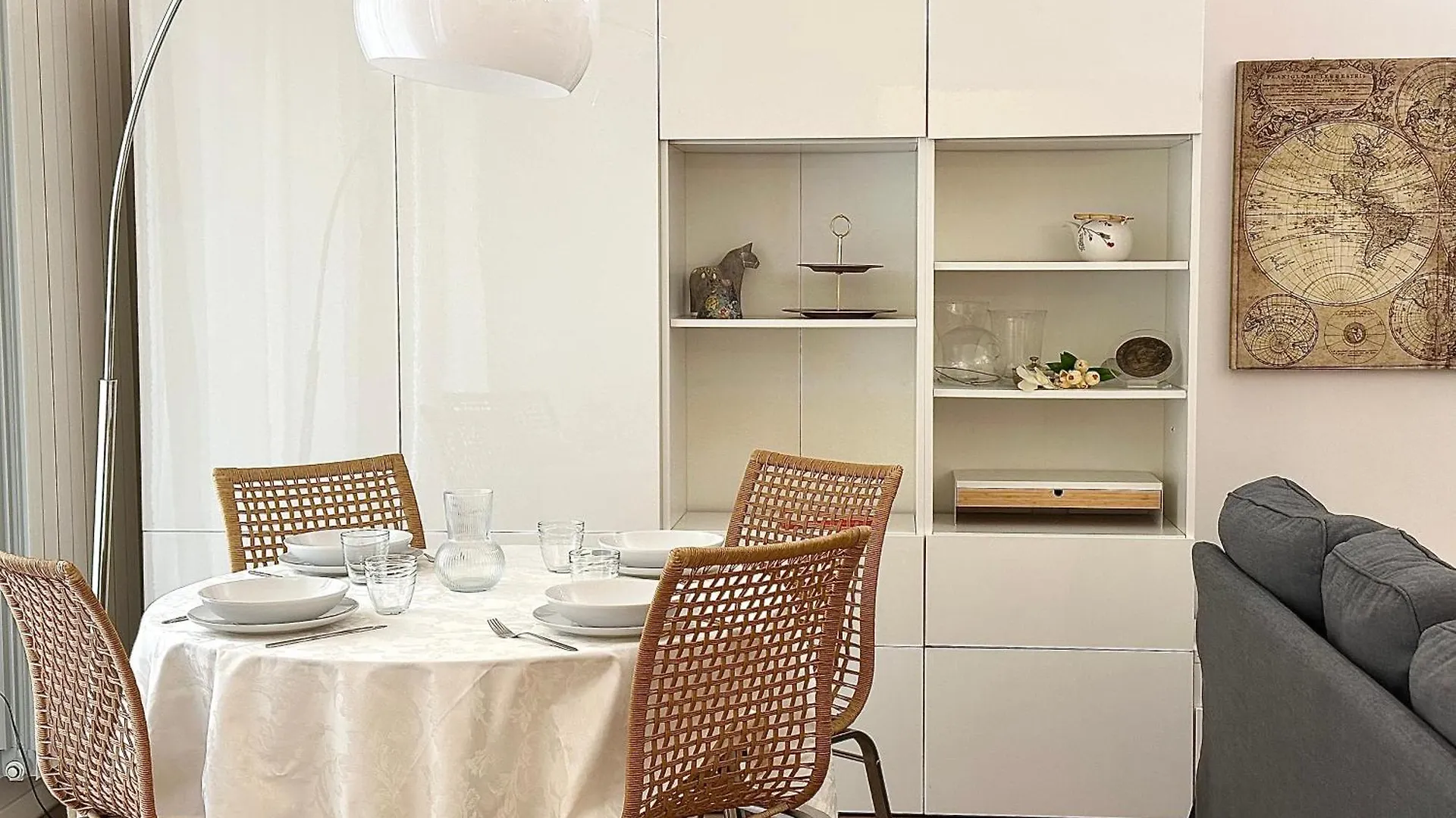 Charm & Style Bari - Large Central Apartment - Bari