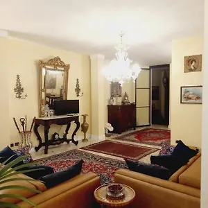 Confortevole Apartment